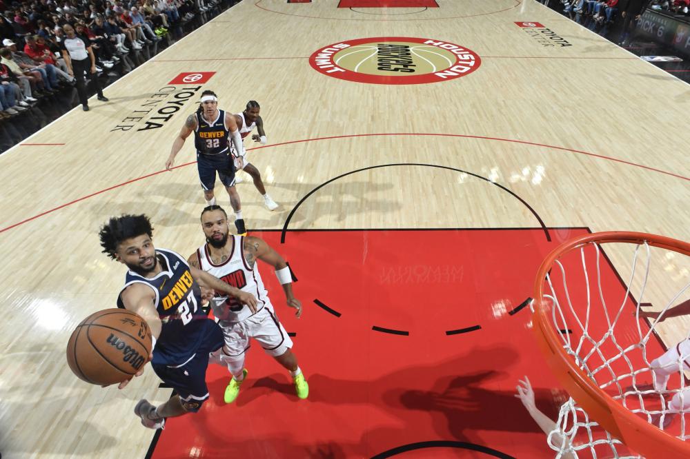 詹姆斯能够 詹姆斯能够