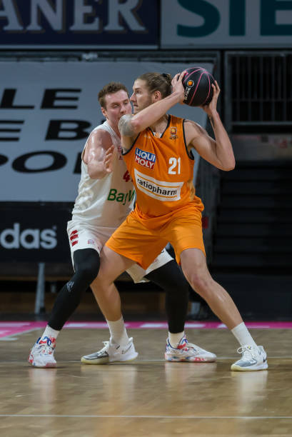 是充满着挑 是充满着挑