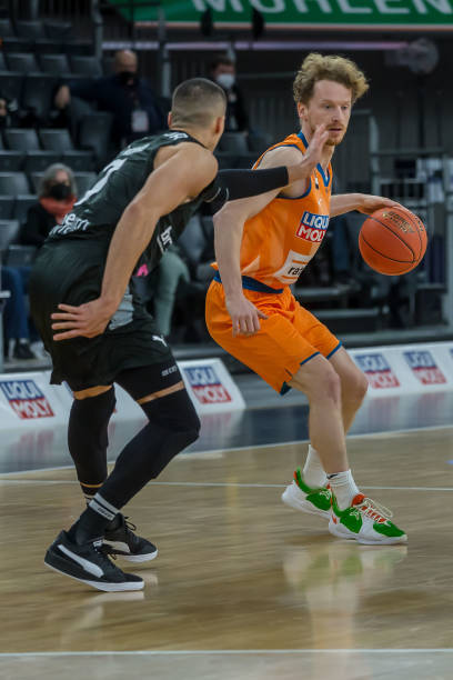 夺得冠军 夺得冠军